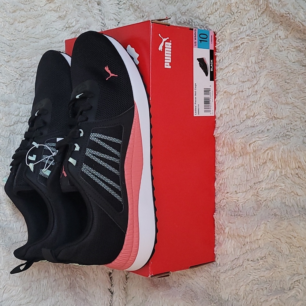 New PUMA Ladies PACER net Cage Sneakers